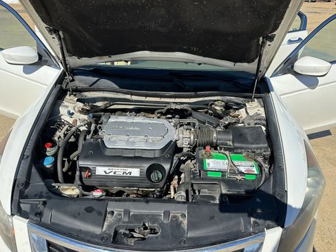 Used 2009 Honda Accord EX image 9