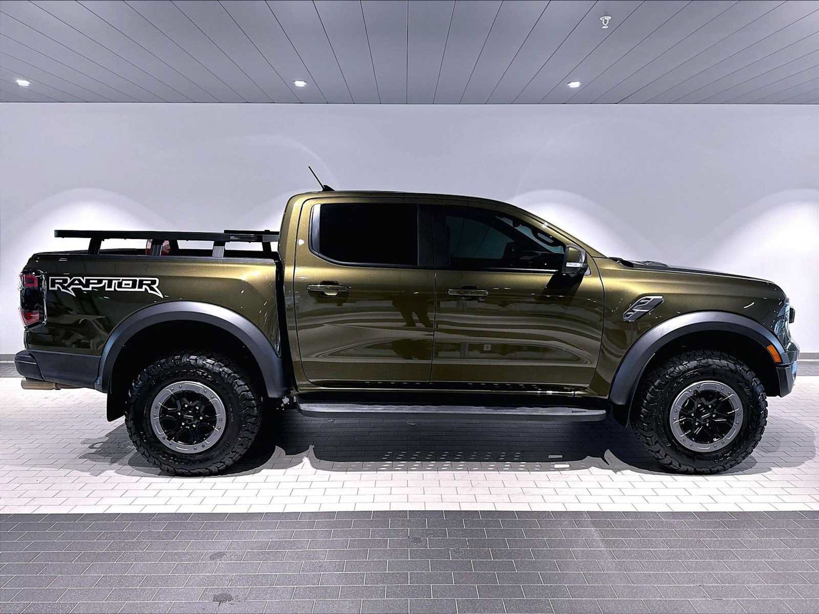 Used 2025 Ford Ranger Raptor AWD/4WD image 12
