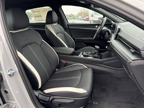New 2026 Kia K5 GT-Line image 12