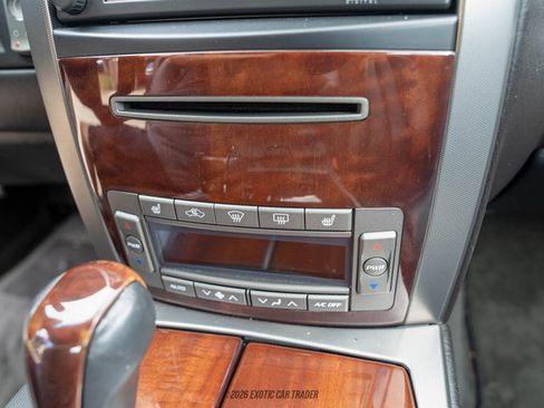 Used 2006 Cadillac XLR RWD image 95