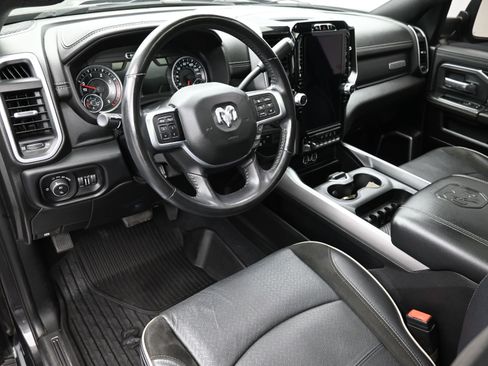 Used 2020 RAM 3500 Laramie w/ Night Edition image 22