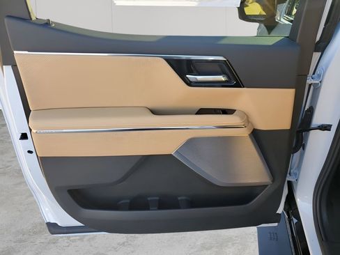 New 2026 GMC Sierra EV Denali image 17