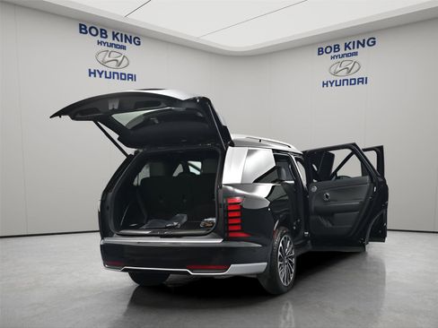 New 2026 Hyundai Palisade Calligraphy FWD image 28
