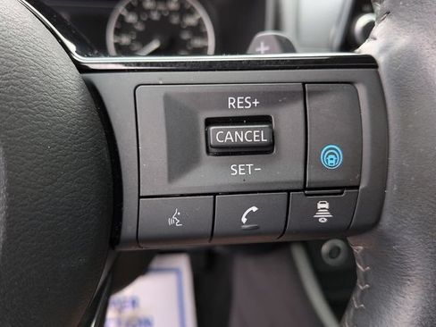 Used 2023 Nissan Rogue SV w/ SV Premium B Package FWD image 19