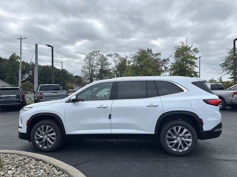 New 2026 Buick Enclave Preferred w/ Power Package image 9