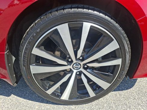 Used 2019 Nissan Altima 2.5 SR AWD/4WD image 8