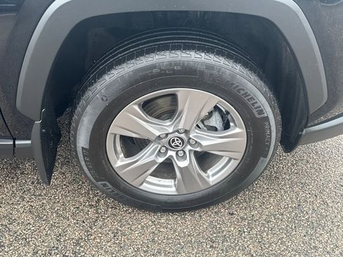 Used 2024 Toyota RAV4 XLE w/ Convenience Package image 40