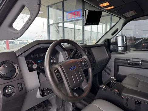 Used 2015 Ford F350 XL w/ Power Equipment Group image 10