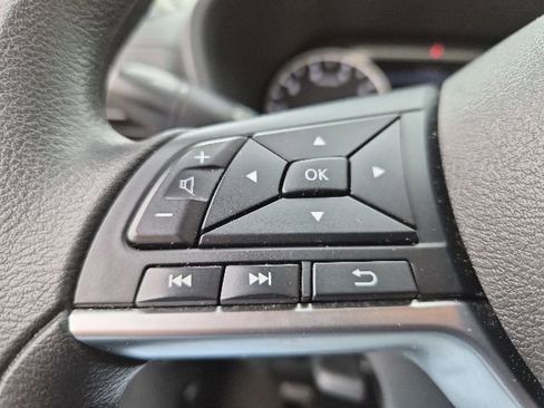 Used 2024 Nissan Sentra SV FWD image 22