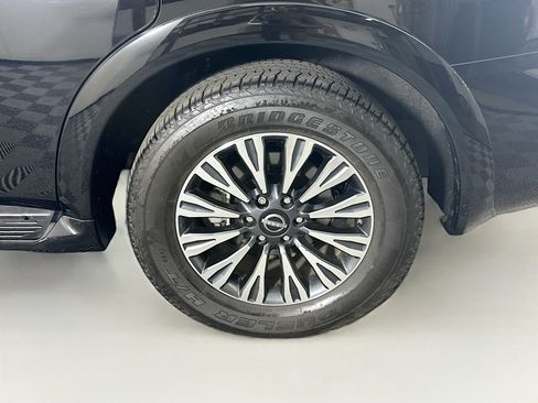 Used 2023 Nissan Armada SL w/ Midnight Edition Package image 11