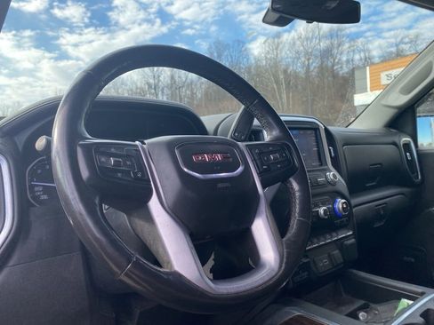 Used 2020 GMC Sierra 1500 Elevation w/ Elevation Value Package image 7