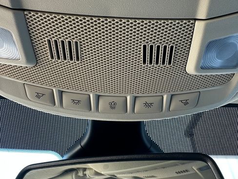 Used 2023 Ford Edge SEL image 30