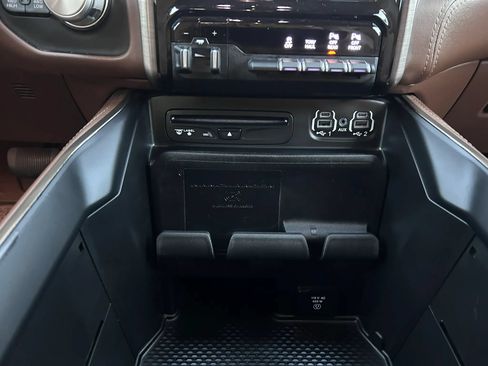 Used 2019 RAM 1500 Limited AWD/4WD image 74