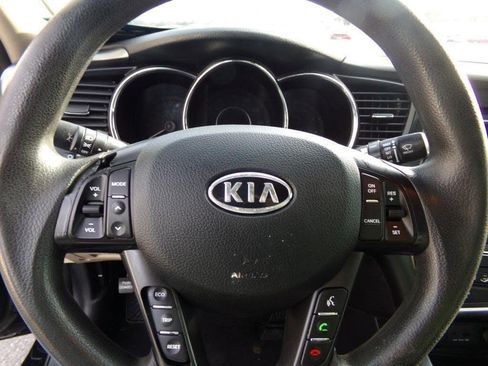 Used 2012 Kia Optima LX w/ Convenience Pkg image 10