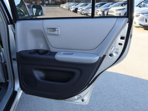 Used 2007 Toyota Highlander 2WD image 12