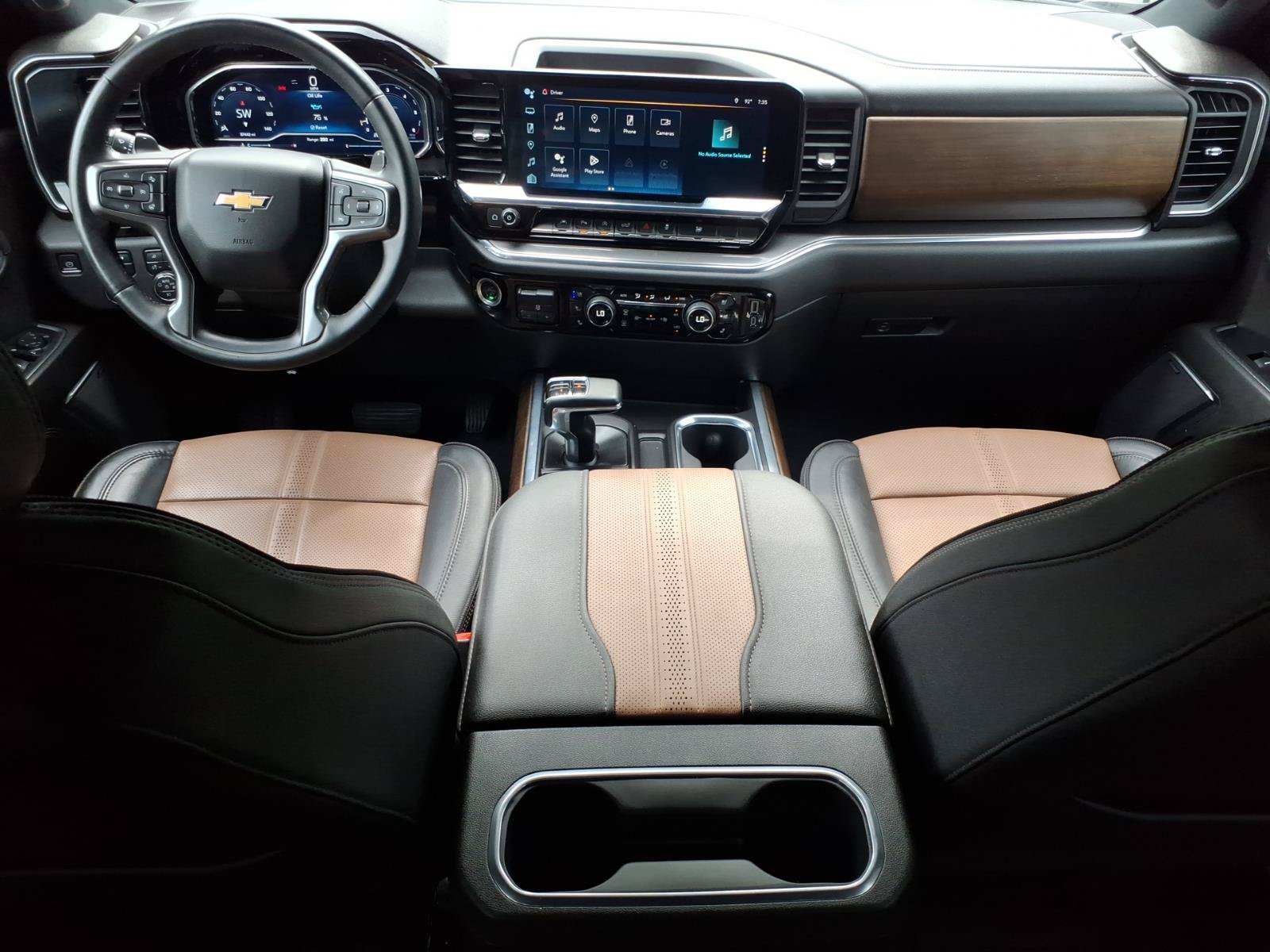 Certified 2023 Chevrolet Silverado 1500 High Country w/ High Country Premium Package AWD/4WD image 11