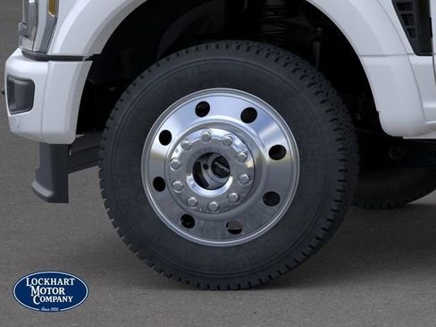 New 2026 Ford F450 Platinum w/ FX4 Off-Road Package AWD/4WD image 19