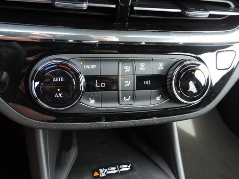 New 2026 Buick Envista Sport Touring w/ Convenience I Package image 18