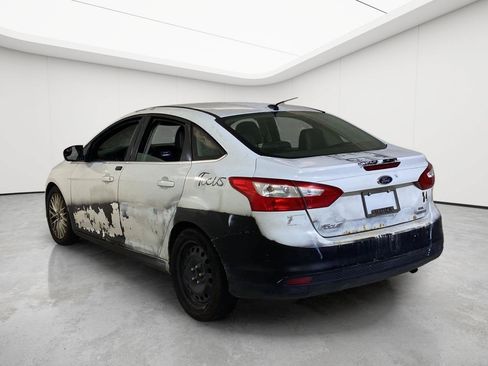 Used 2012 Ford Focus SEL FWD image 11