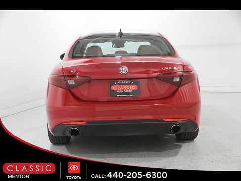 Used 2021 Alfa Romeo Giulia Ti w/ Active Assist 2 Package TI AWD/4WD image 19