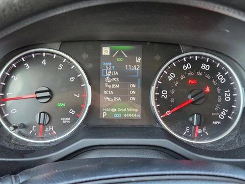 Certified 2022 Toyota RAV4 XLE image 11