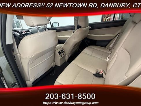 Used 2017 Subaru Outback 3.6R Limited AWD/4WD image 19