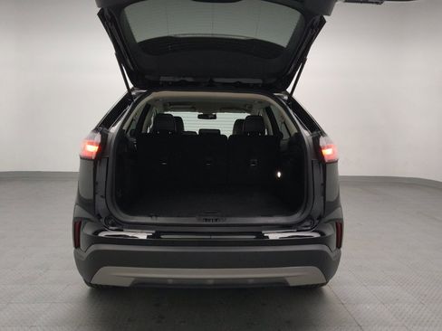 Used 2024 Ford Edge SEL image 29
