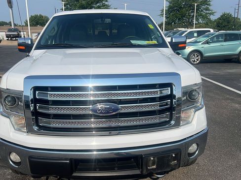 Used 2014 Ford F150 Lariat w/ Equipment Group 502A Luxury AWD/4WD image 17