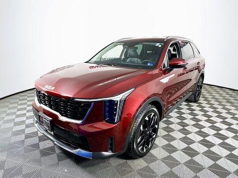 Used 2025 Kia Sorento EX image 3