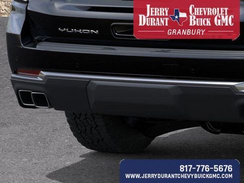 New 2026 GMC Yukon AT4 AWD/4WD image 16