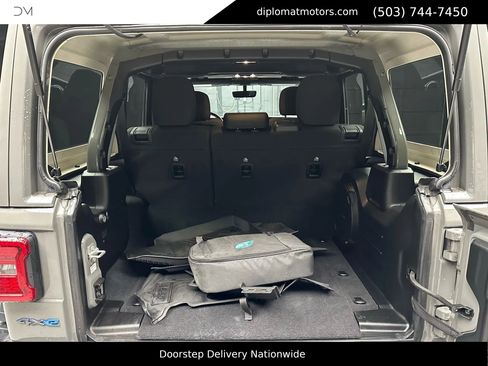 Used 2023 Jeep Wrangler Unlimited Rubicon 4xe w/ Steel Bumper Group image 41