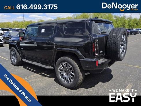 Used 2025 GMC Hummer EV 3X AWD/4WD image 7