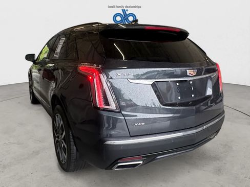 Used 2022 Cadillac XT5 Sportv w/ Platinum Package AWD/4WD image 4