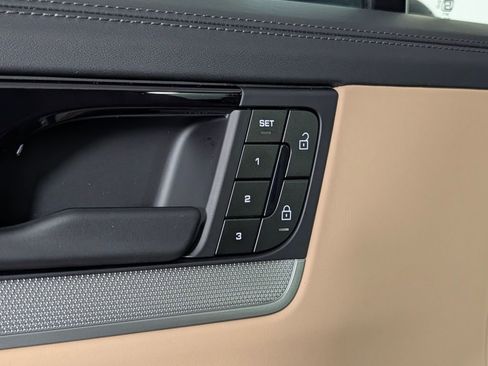 New 2026 Porsche Cayenne Coupe AWD/4WD image 26