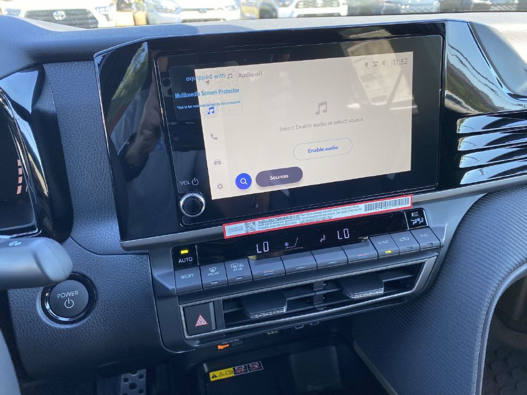 New 2026 Toyota Camry Hybrid FWD image 18