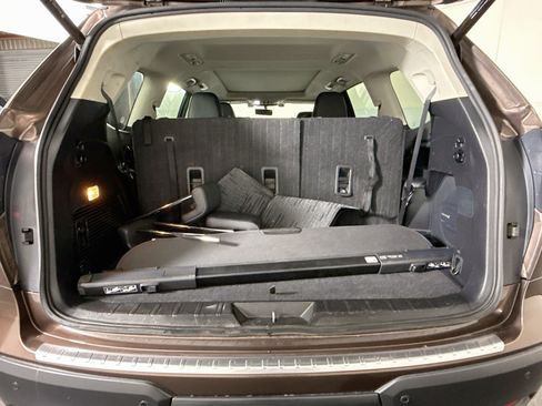 Used 2021 Subaru Ascent Touring AWD/4WD image 35