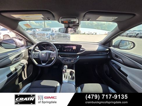 Used 2025 Buick Envista Preferred w/ Convenience I Package FWD image 26