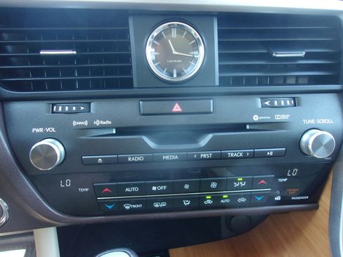 Used 2017 Lexus RX 350 AWD w/ Premium Package image 23