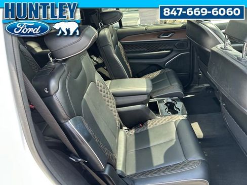 Used 2022 Jeep Grand Cherokee L Summit w/ Advanced Protech Group IV image 12