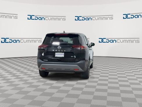 Used 2023 Nissan Rogue SV FWD image 7