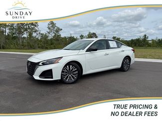 Used 2025 Nissan Altima 2.5 SV FWD video 1