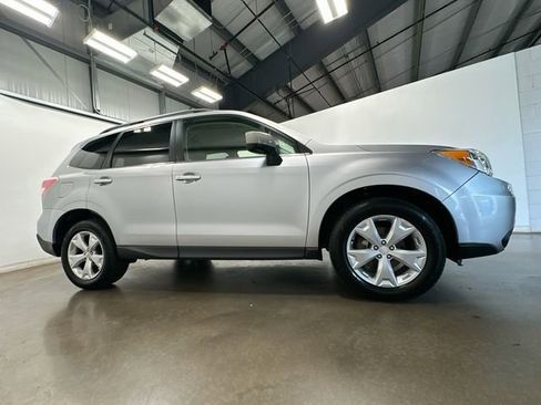 Used 2014 Subaru Forester 2.5i Limited w/ Popular Package #2 AWD/4WD image 3