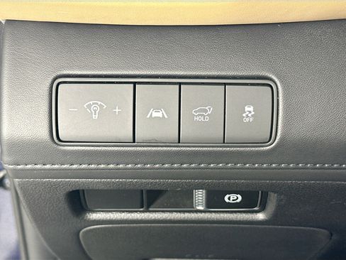 Used 2023 Hyundai Santa Fe Calligraphy image 10