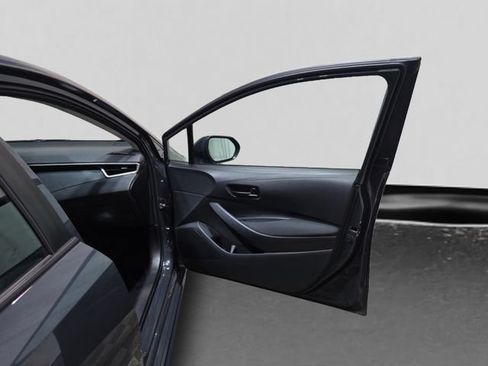 Used 2024 Toyota Corolla LE FWD image 33