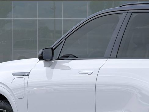 New 2026 Cadillac Vistiq Platinum image 12