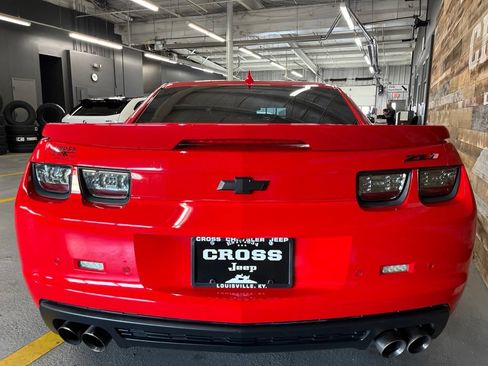 Used 2013 Chevrolet Camaro ZL1 RWD image 20
