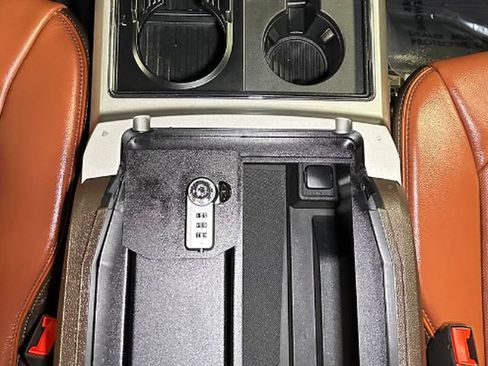 Used 2022 Ford F250 King Ranch w/ Tremor Off-Road Package AWD/4WD image 37