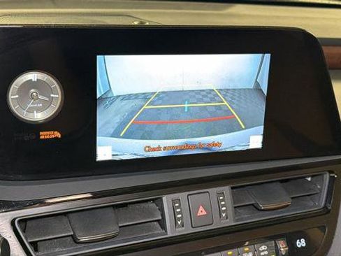 Certified 2023 Lexus ES 250 w/ Premium Package AWD/4WD image 25