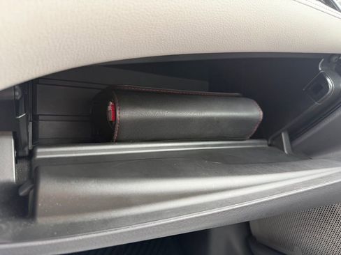 Used 2022 Toyota Camry SE image 24