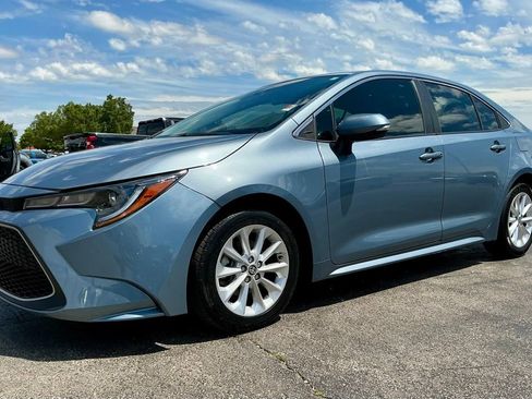 Used 2020 Toyota Corolla XLE FWD image 6